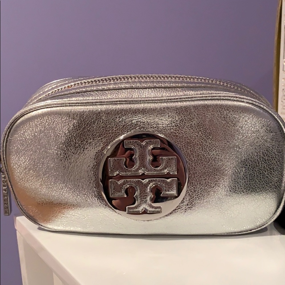 Tory Burch makeup bag